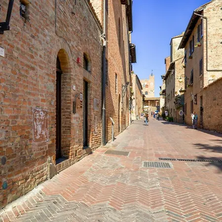 Le Stanze Del Boccaccio